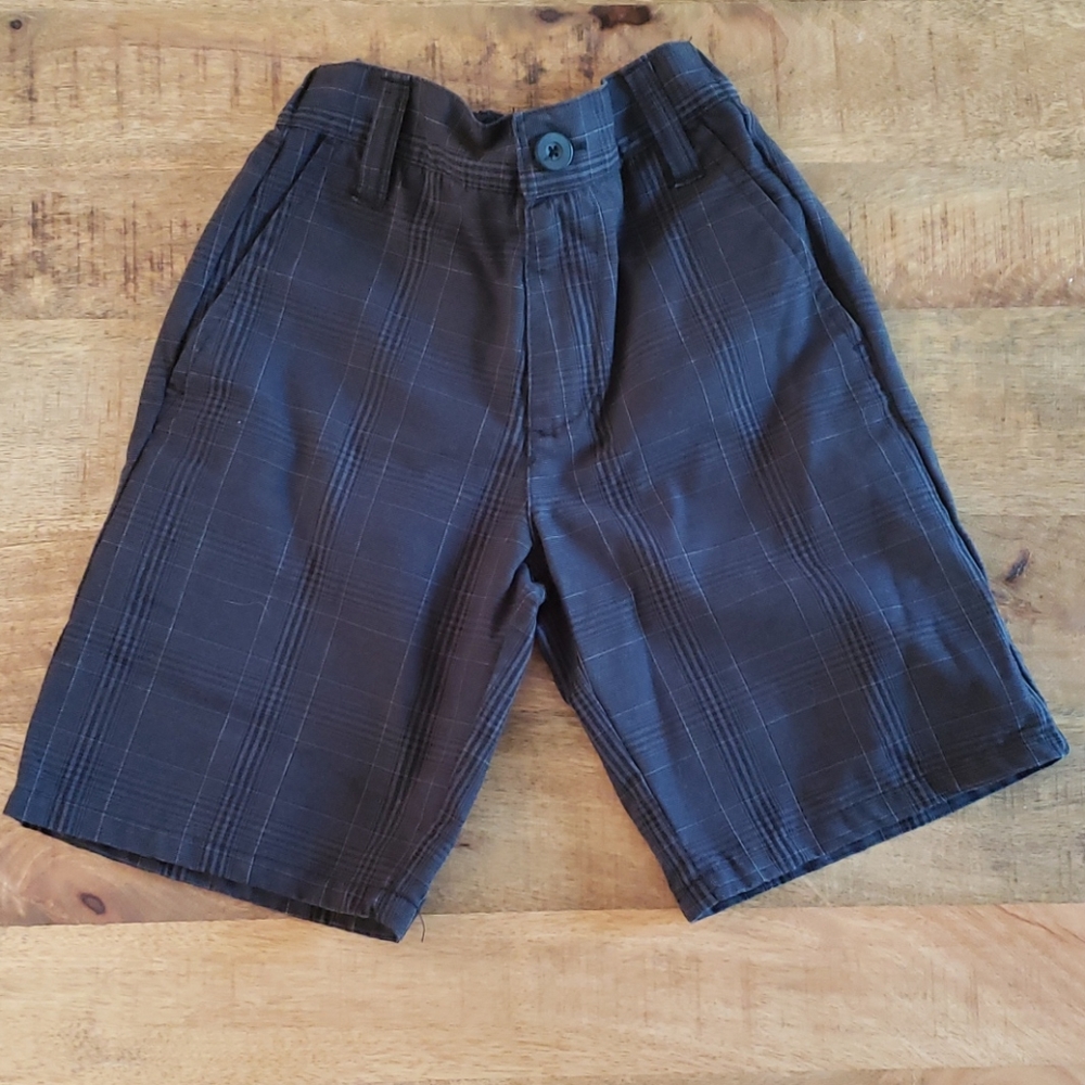 Boys dress shorts size 4 EUC gray/black plaid